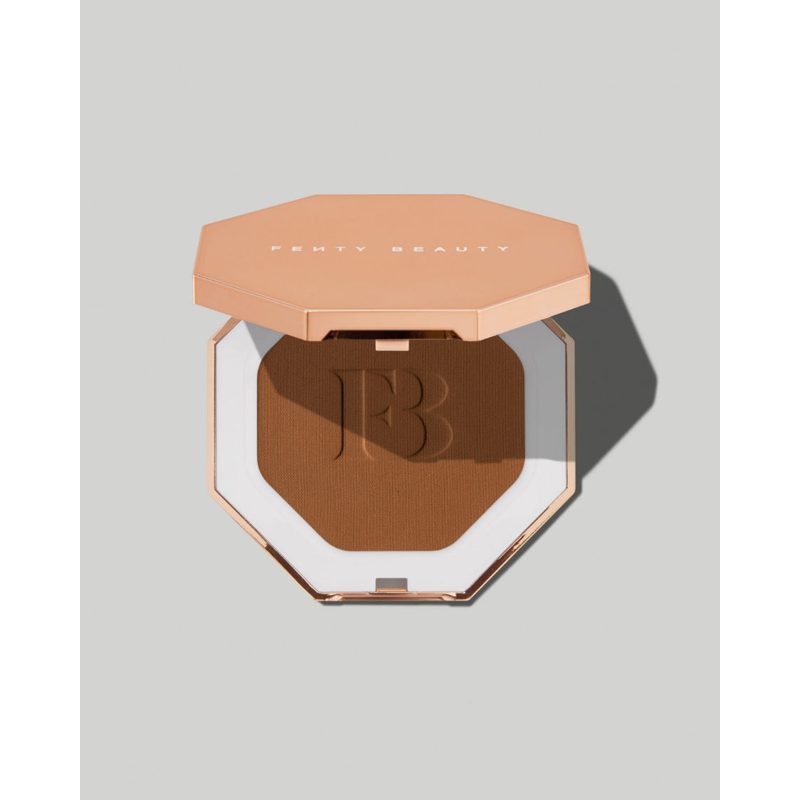 Fenty Beauty Sun Stalk'r Instant Warmth Bronzer — Desert 'Em