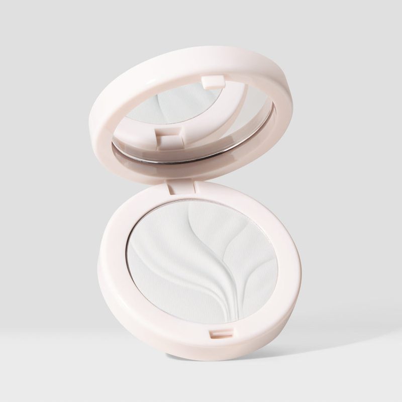 Kylie Cosmetics Natural Blur Brightening Powder